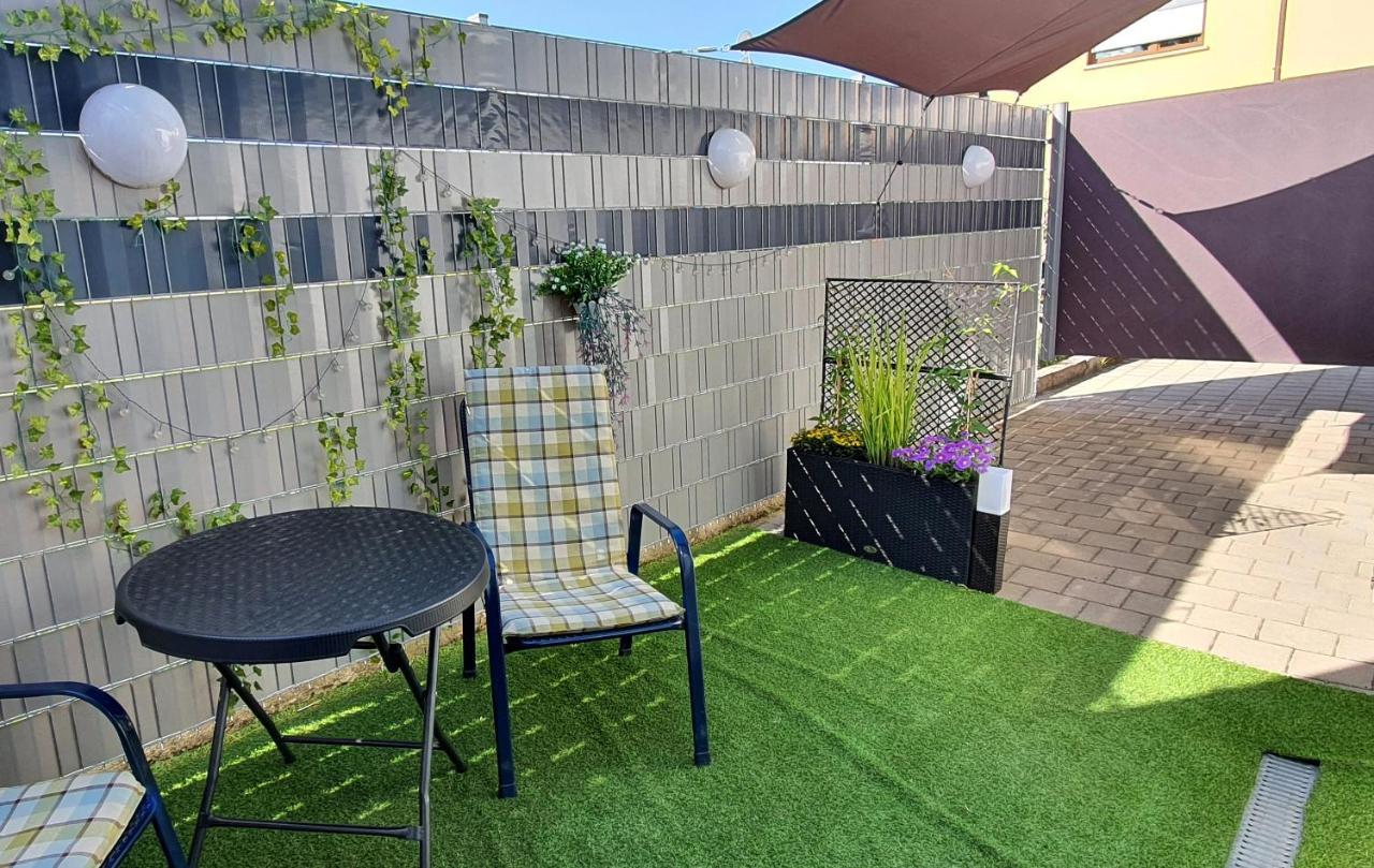 Studio Appartement Speichersdorf Luaran gambar